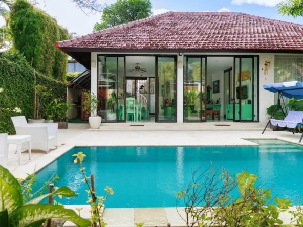 rare opportunity 3bedroom villa legian beach01