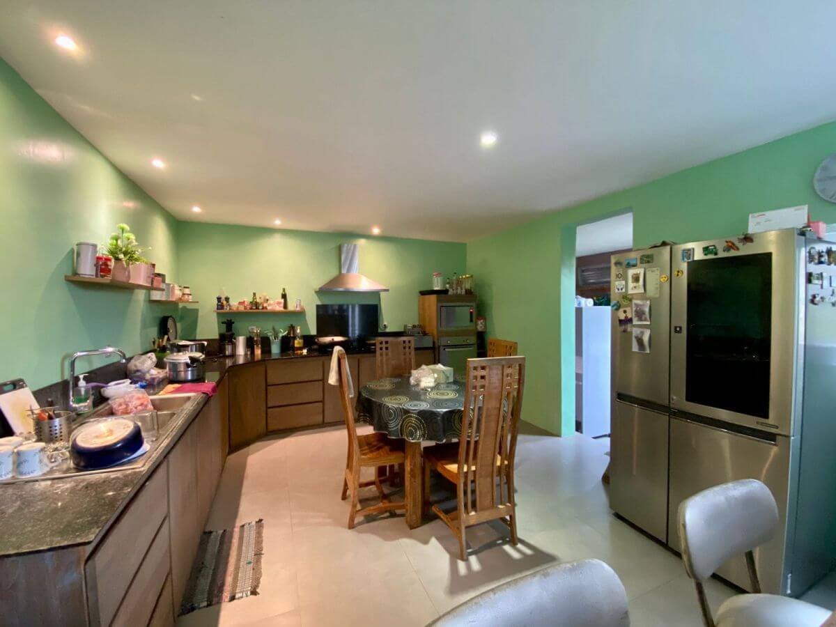 villa 4 bedrooms for lease umalas03