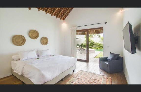 villa 4 bedrooms for rent umalas10