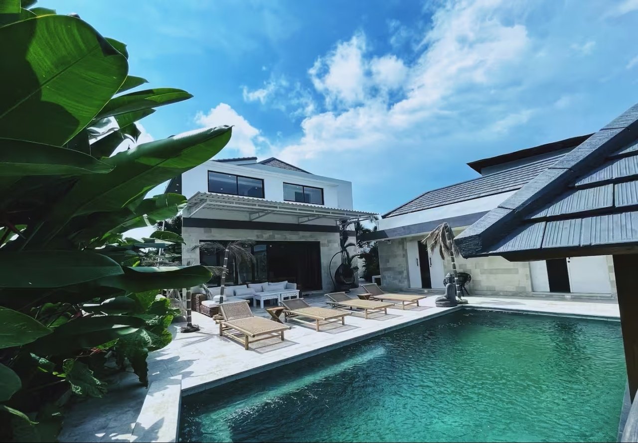 For Lease Villa 4 bedrooms Bingin Bali 14