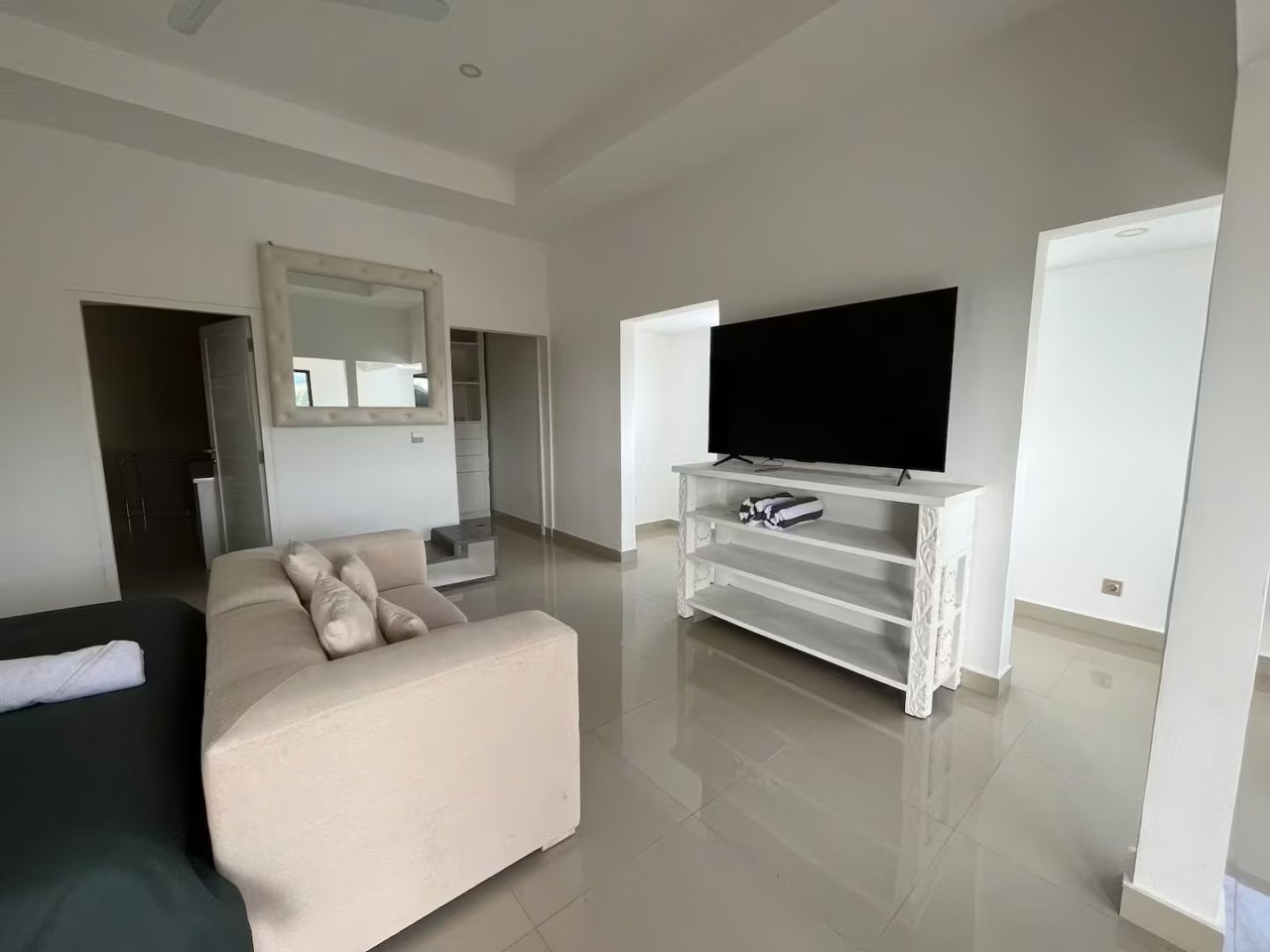 For Lease Villa 4 bedrooms Bingin Bali 7